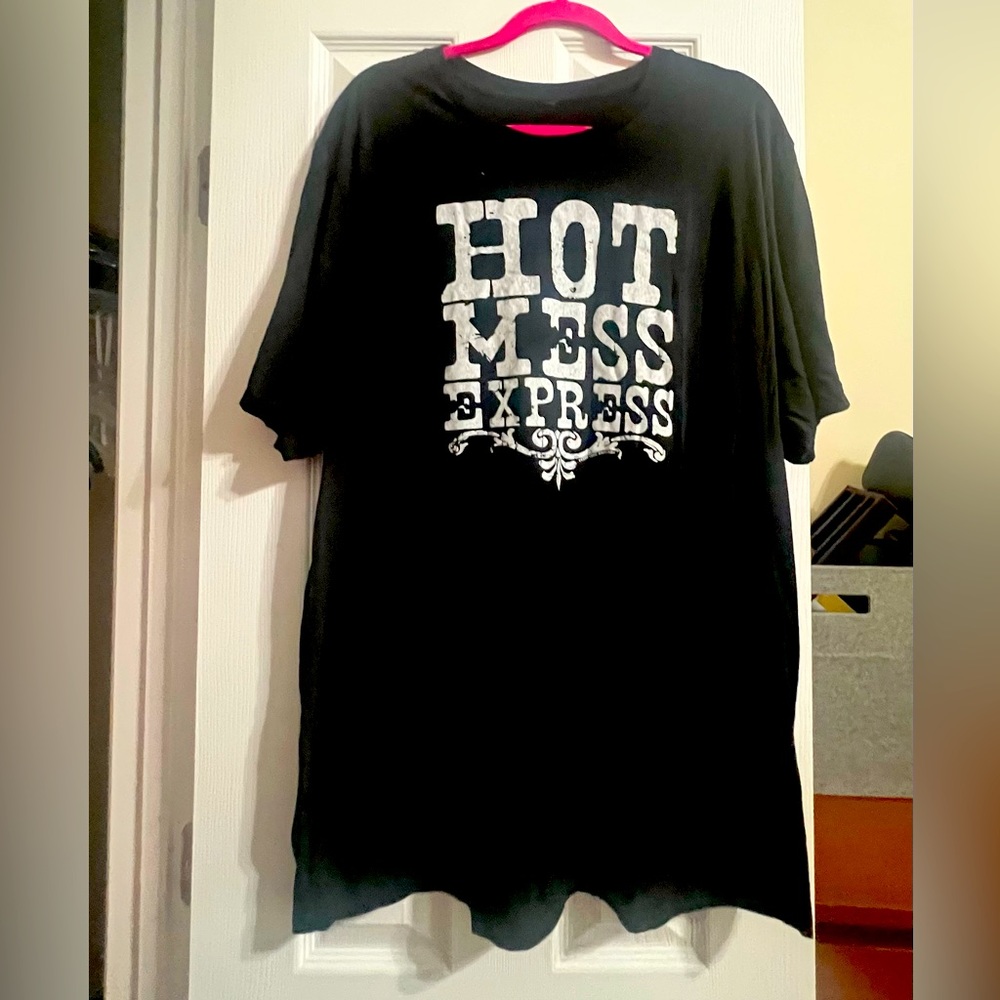 Super soft graphic tee